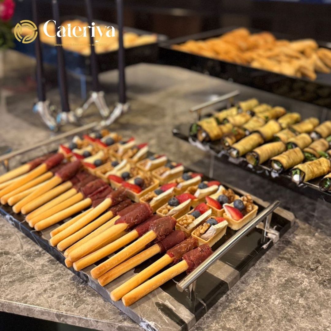 Buffet Lunch with Two Coffee Breaks by Cateriya