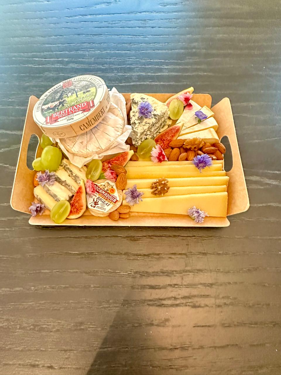 Cheese Platter 6-8 pax (Delivery Only) by Cuisine Crew