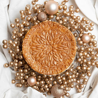 Queen Galette by Ines Chatti