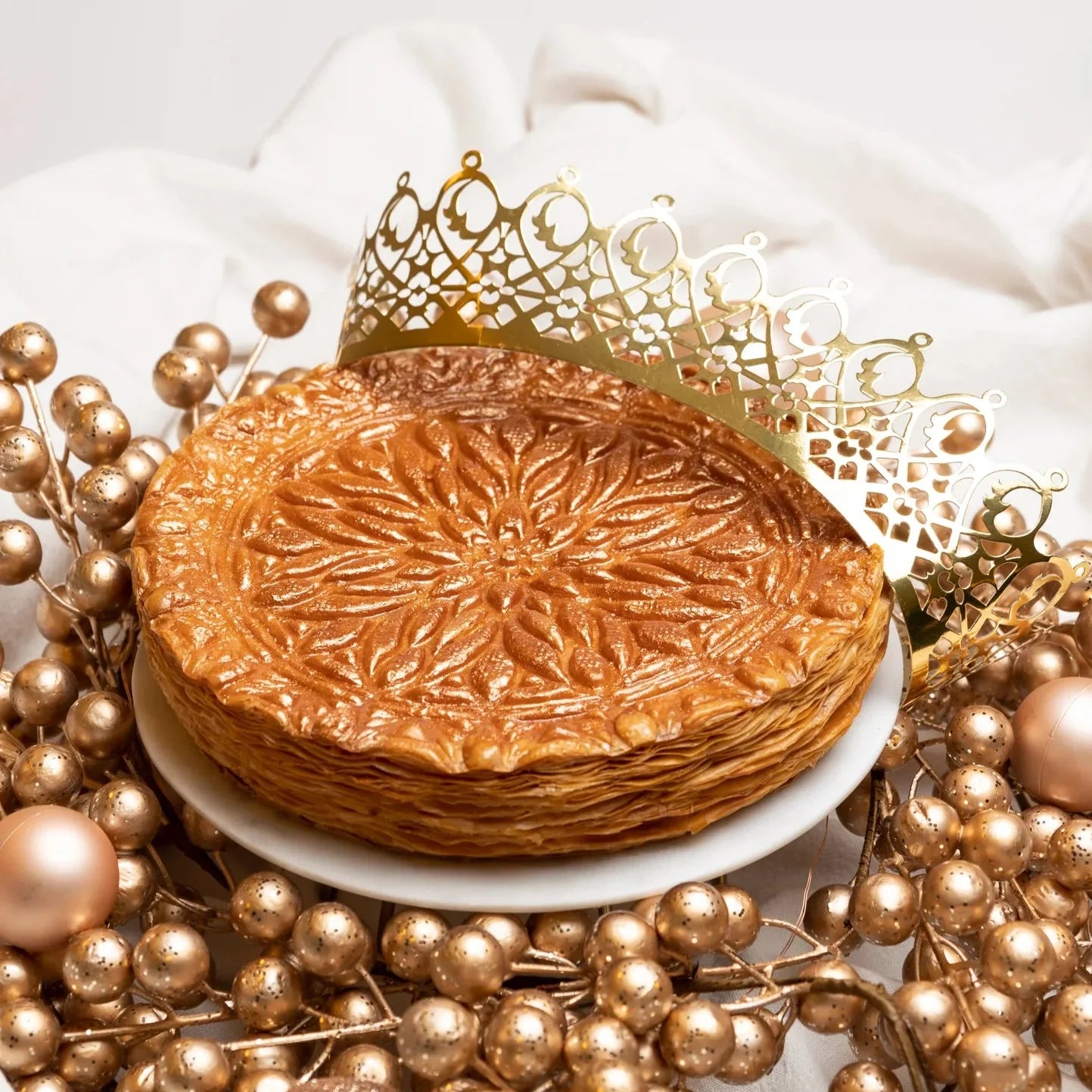 Queen Galette by Ines Chatti